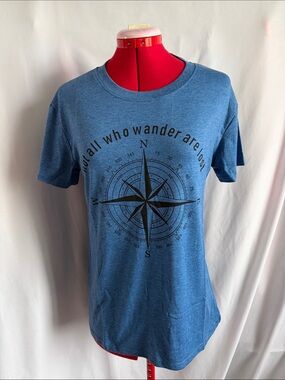Unbranded Women’s Blue Compass Graphic Short Sleeve Tee